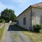 Holiday home Ker Bunny A Feraillou